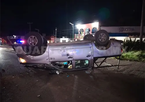 Choque de camionetas deja varios lesionados