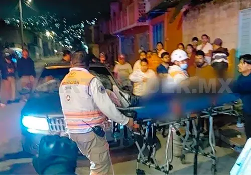 Acaba con lesiones tras pelea callejera