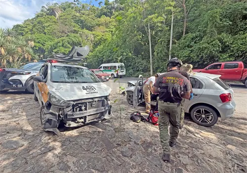 Dos lesionados por una presunta invasión de carril Dos lesionados por una presunta invasión de carril