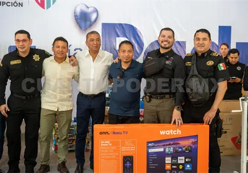 Papás policías cumplen doble misión: Aparicio