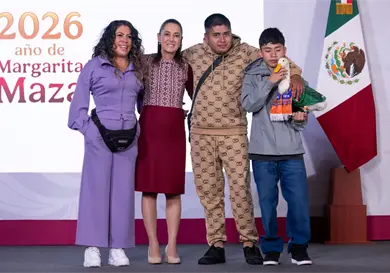 Registra Merlín su imagen en el IMPI