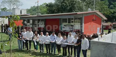 Inauguran sistema autónomo de energía eólica