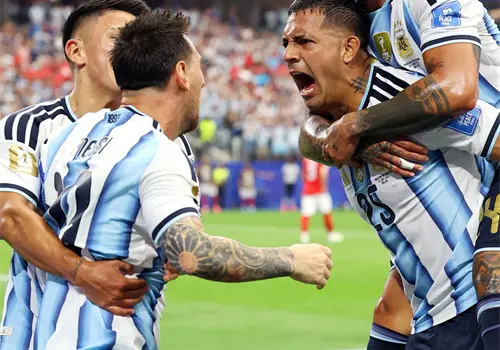 Argentinos celebran show de “Lio” en triunfo sobre Austria