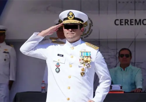 Niegan amparo al vicealmirante Manuel Farías