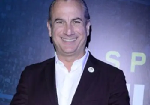 Patricio Cabezut extraña a sus hijas