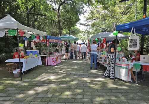 Continuarán bazares de emprendedores