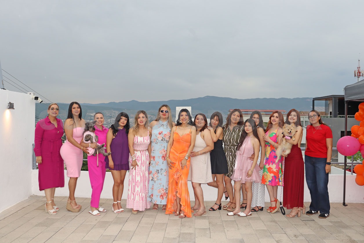 Feliz vuelta al sol, Ana Cris