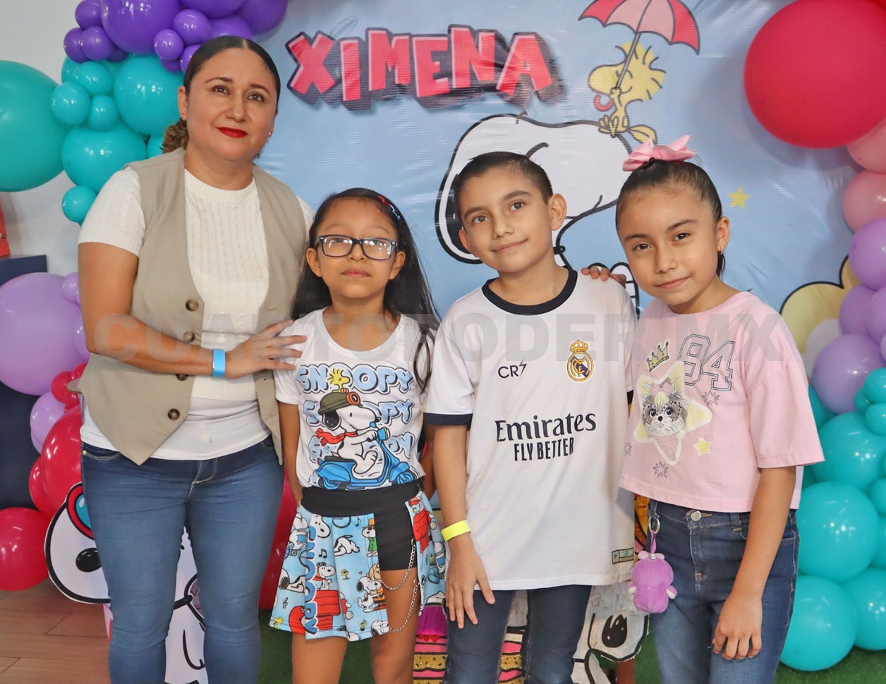 Ximena festeja sus 9 añitos de vida