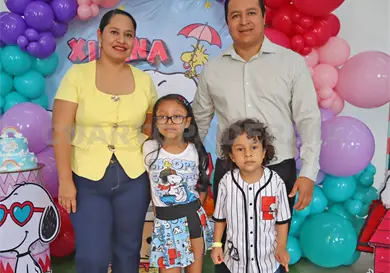 Ximena festeja sus 9 añitos de vida