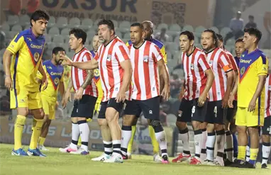 Chivas gana en el Clásico de Leyendas