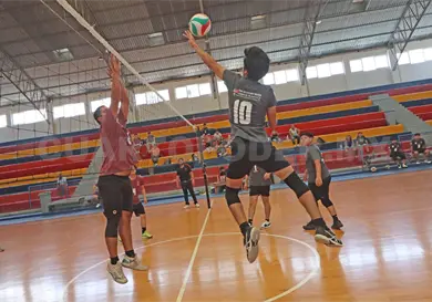 Thunderbolts arrasa en doble jornada