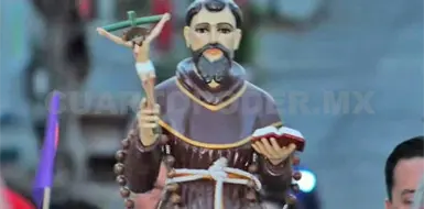 Reciben a la reliquia de San Francisco de Asís