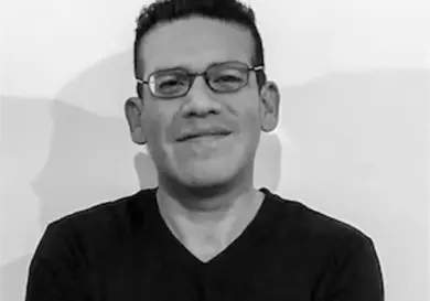 Silva Rojas gana premio Almadía