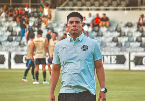 Luis Guillén debuta con triunfo