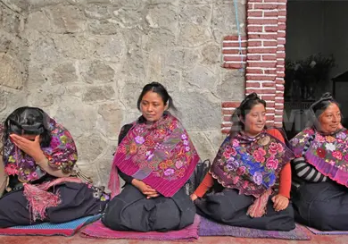Las lenguas no existen sin las prácticas culturales