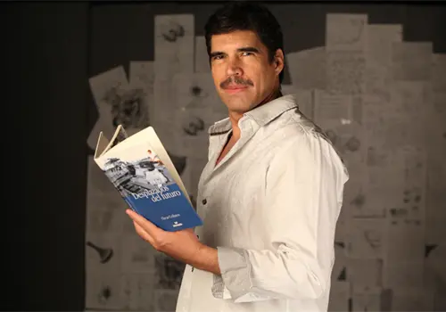 Actor reacciona a comentario de Klitbo