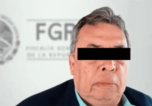 Dictan prisión preventiva a exgobernador de Guerrero
