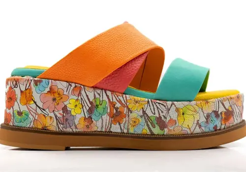 Sandalias mexicanas con estilo de los 90 Sandalias mexicanas con estilo de los 90