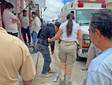 Resulta con una posible fractura al ser arrollado Resulta con una posible fractura al ser arrollado