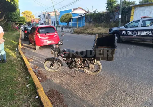Motorrepartidor se estampa en la parte de atrás de un Matiz