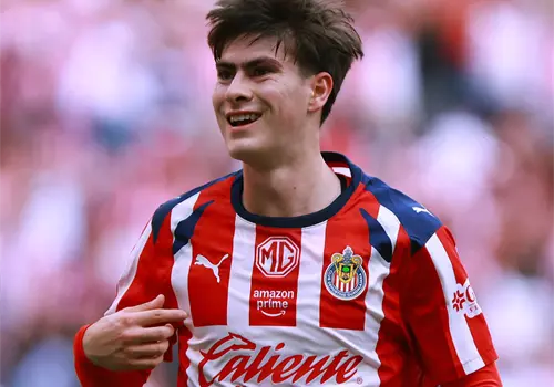 Olympiacos se lanza por “La Hormiga” González Olympiacos se lanza por “La Hormiga” González