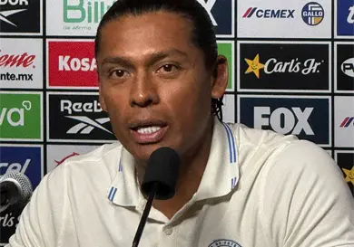 Huiqui da la cara por Cruz Azul tras mal arranque Huiqui da la cara por Cruz Azul tras mal arranque