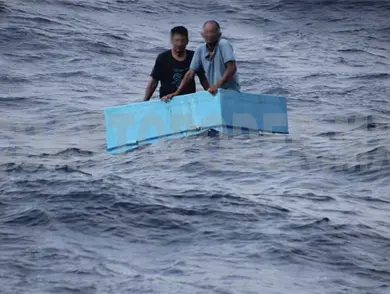 Localizan con vida a pescadores de Paredón