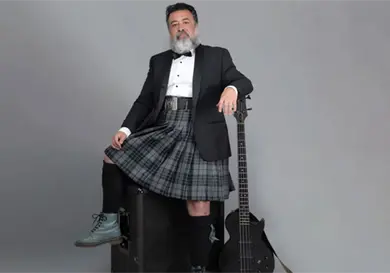 Miky Huidobro la arma sin Molotov