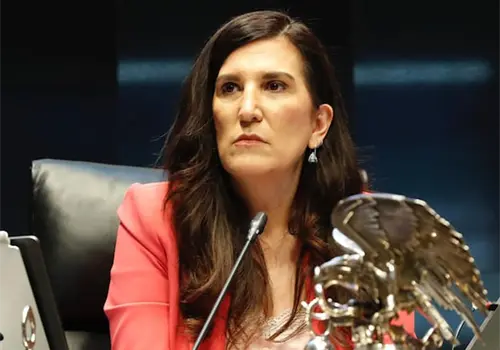 Llaman a desaparición de poderes en Sinaloa