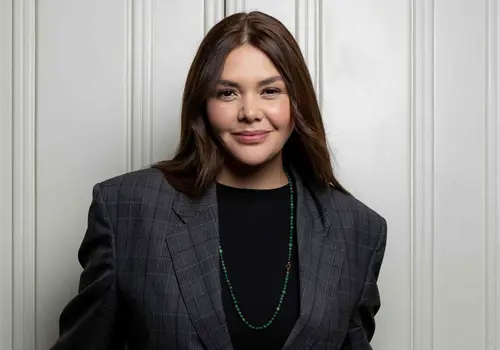 Yuridia rompe espera de 33 años