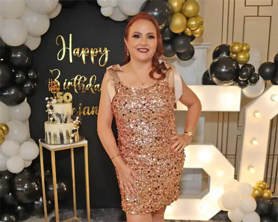 Alejandra festeja sus 5 décadas