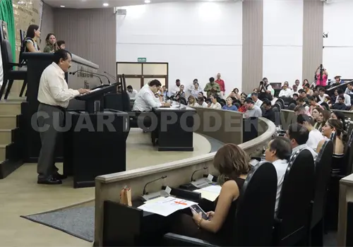 Fijan plazo de 90 días para separase del cargo