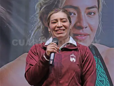 Aremi Fuentes regresa a casa
