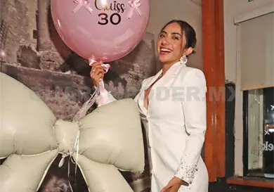 Kylsof festeja su nueva década