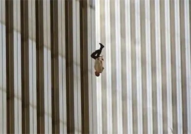 El fotógrafo de la icónica imagen del “Falling man” a 25 del 11S