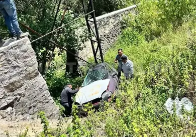 Fallece al caer en profundo barranco Fallece al caer en profundo barranco