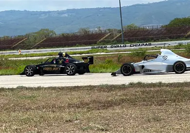 Aury Racing acaricia la corona Aury Racing acaricia la corona