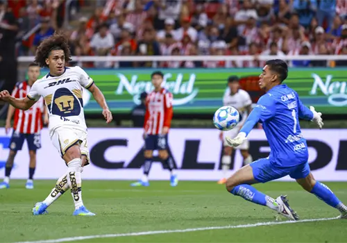 Chivas va por el liderato ante Pumas Chivas va por el liderato ante Pumas