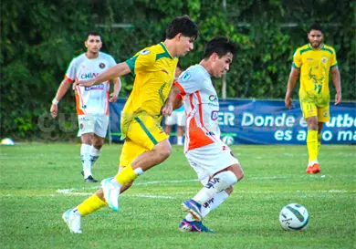 Venados ahoga el rugido felino