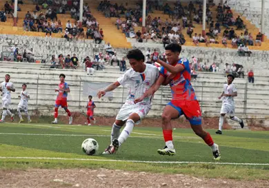 Chifut debuta en casa con empate