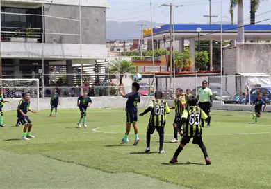 Colegio La Paz deja huella en el torneo