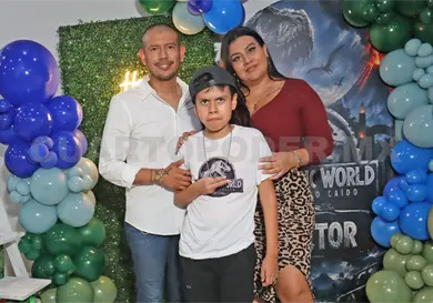 Víctor Alejandro cumplió 10 años