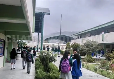 Solicitan que alumnos salgan una hora antes