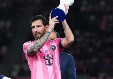 Messi ha levantado un título 49 veces
