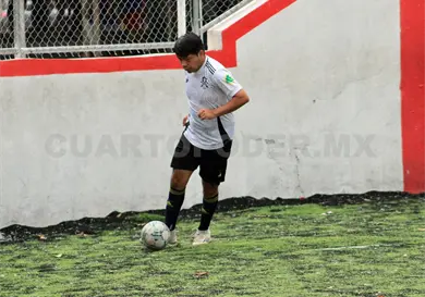 Leyendas CA comanda el Torneo Supremo