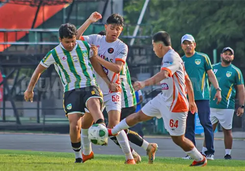 Edoardo Isella consigue su primer triunfo