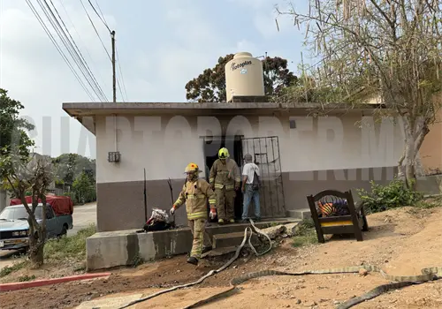 Acaba con quemaduras en incendio de vivienda
