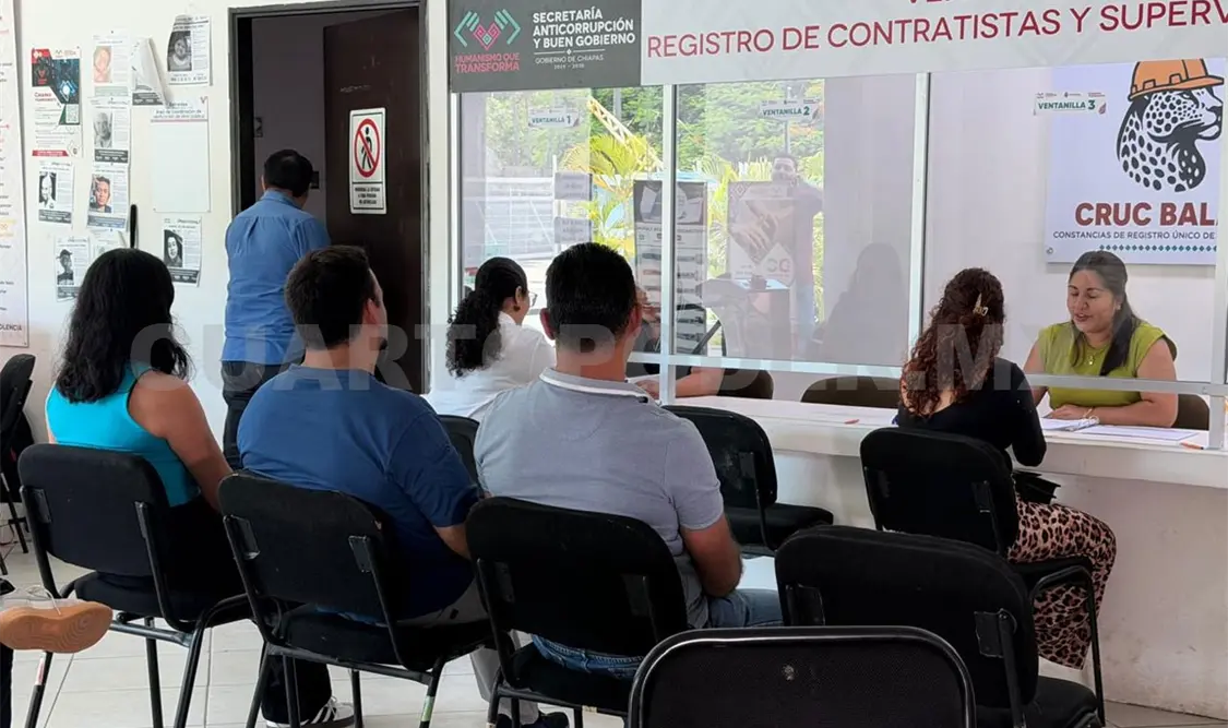 La SAyBG supervisa que haya orden con los contratistas. Cortesía