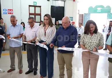 Inauguran exposición fotográfica por aniversario