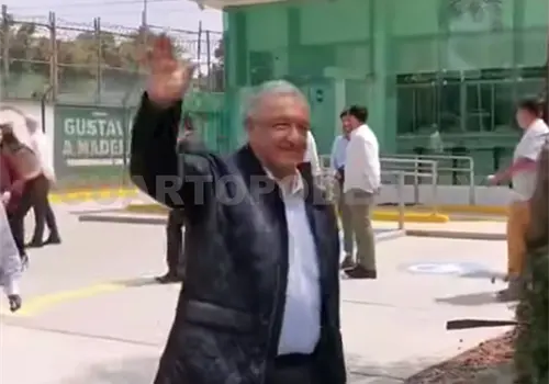 Reaparece Andrés Manuel López Obrador